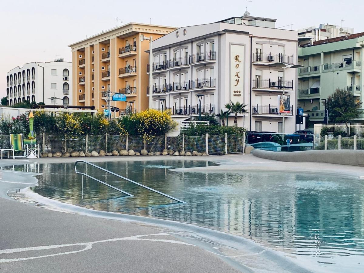 Residence Roxy Misano Adriatico Εξωτερικό φωτογραφία