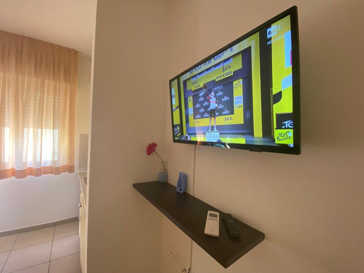 Residence Roxy Misano Adriatico Εξωτερικό φωτογραφία