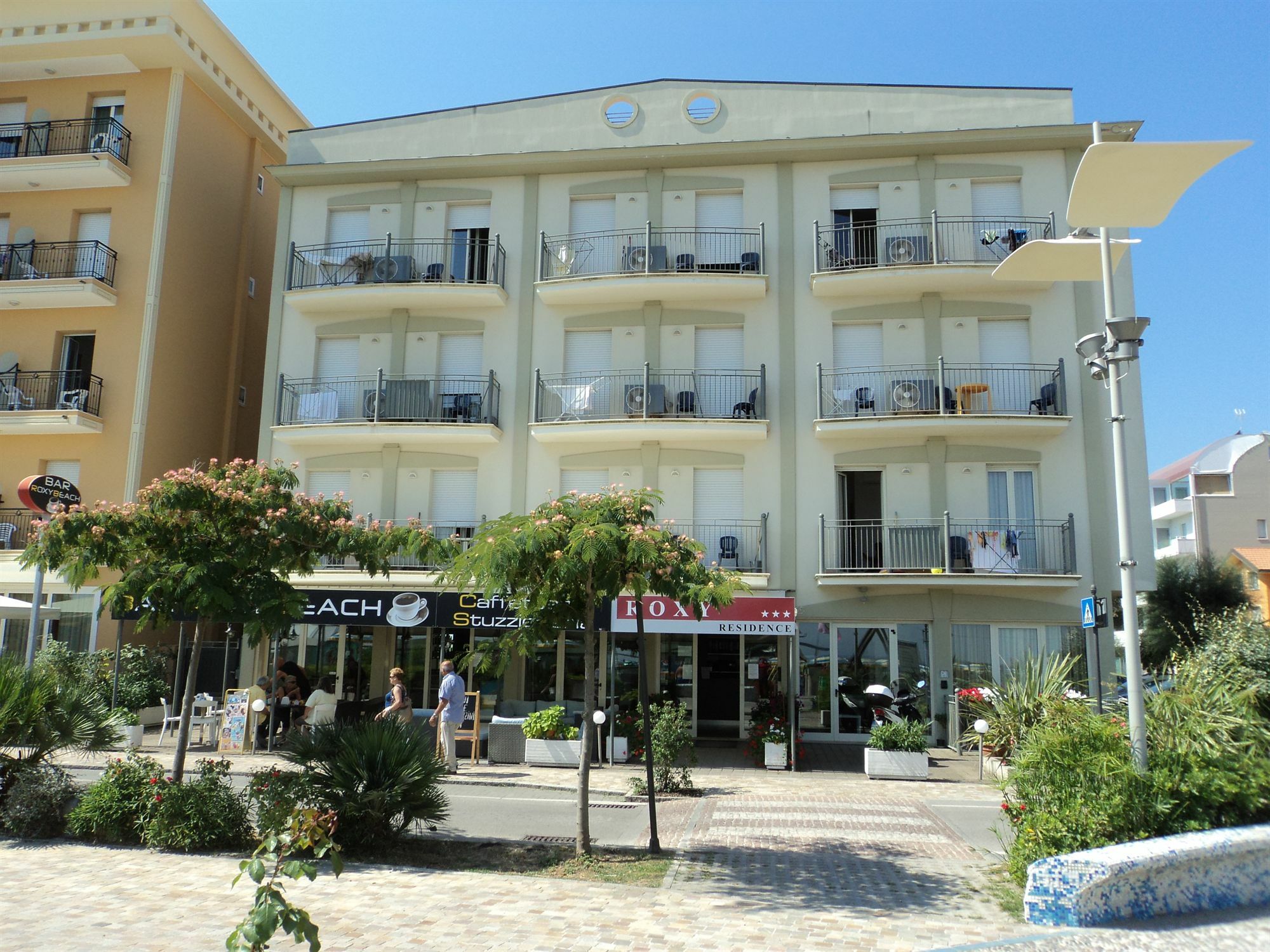 Residence Roxy Misano Adriatico Εξωτερικό φωτογραφία