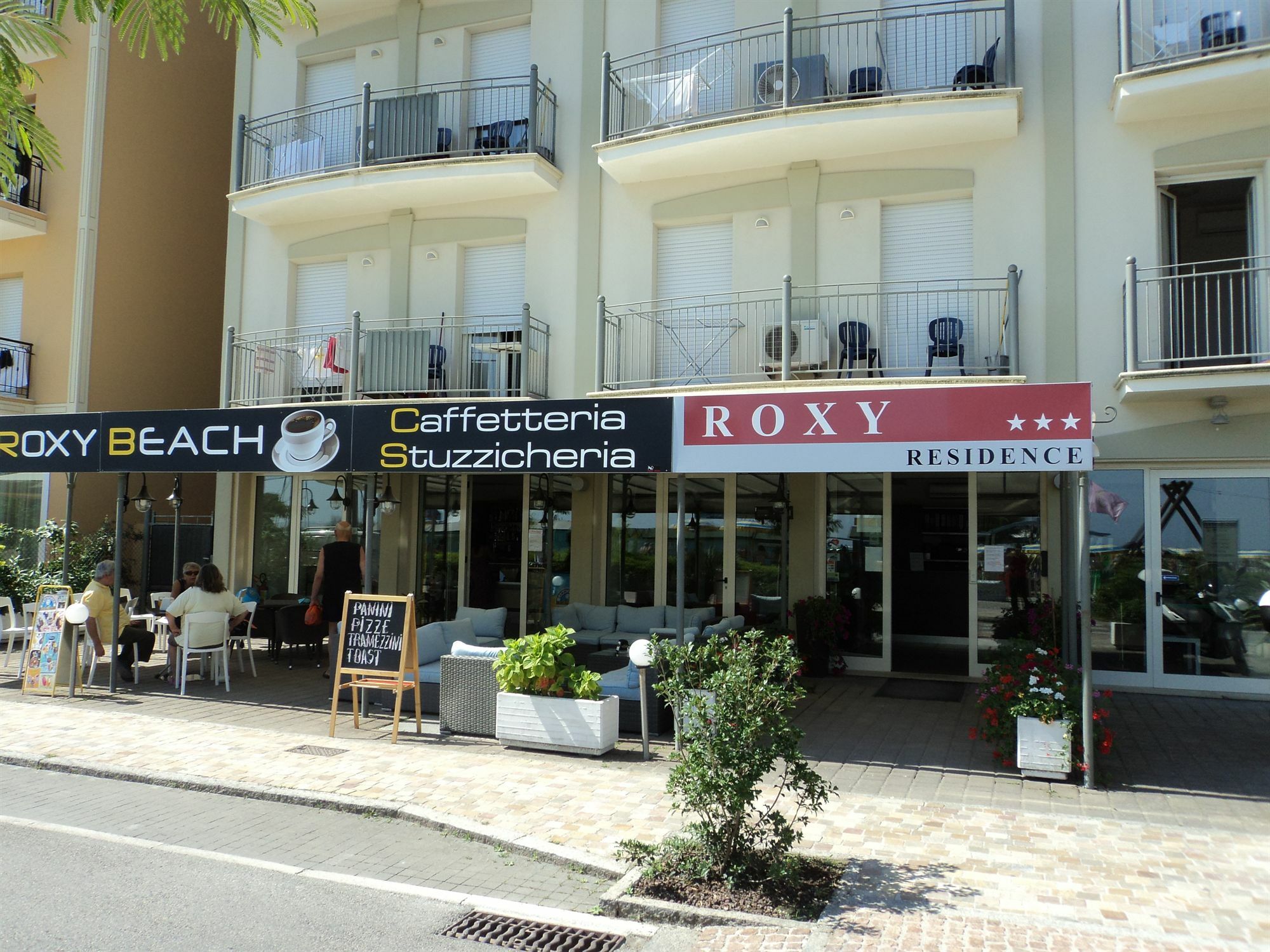 Residence Roxy Misano Adriatico Εξωτερικό φωτογραφία